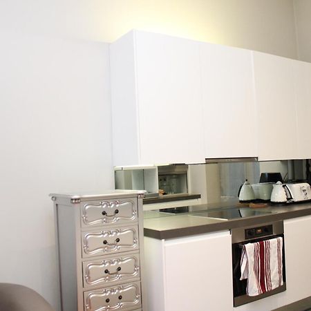 Modernized South Kensington Apartments ロンドン エクステリア 写真