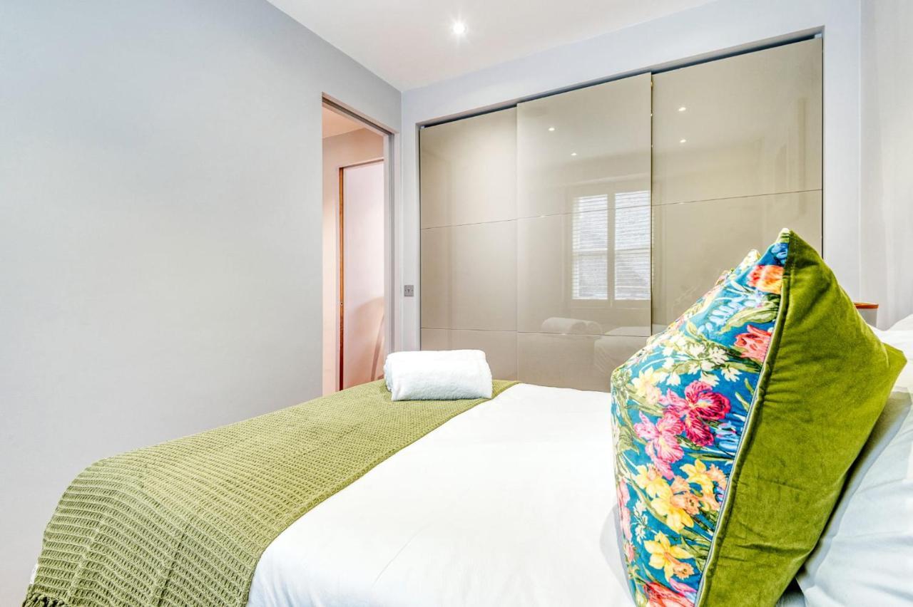 Modernized South Kensington Apartments ロンドン エクステリア 写真