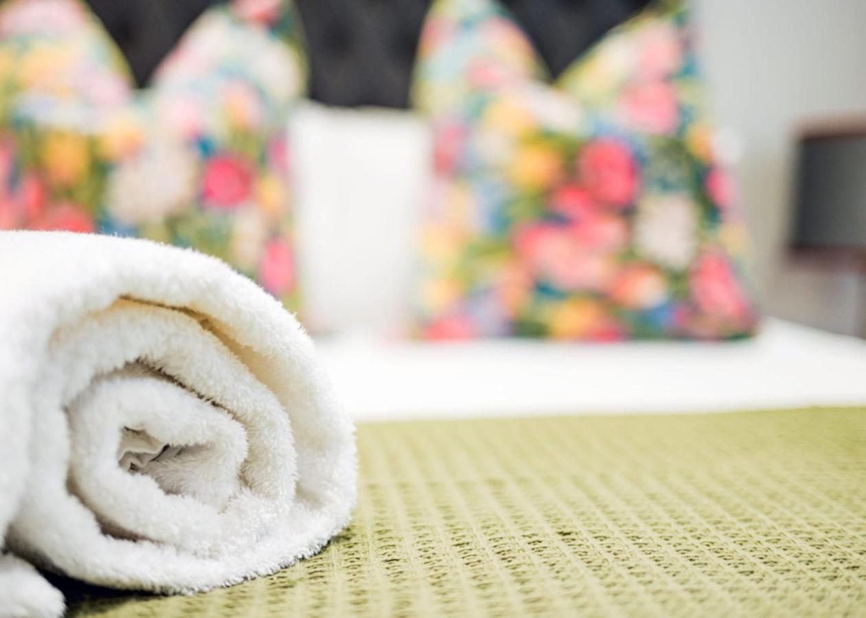 Modernized South Kensington Apartments ロンドン エクステリア 写真