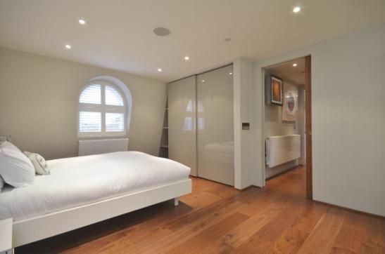 Modernized South Kensington Apartments ロンドン エクステリア 写真