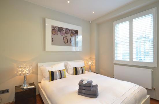 Modernized South Kensington Apartments ロンドン エクステリア 写真