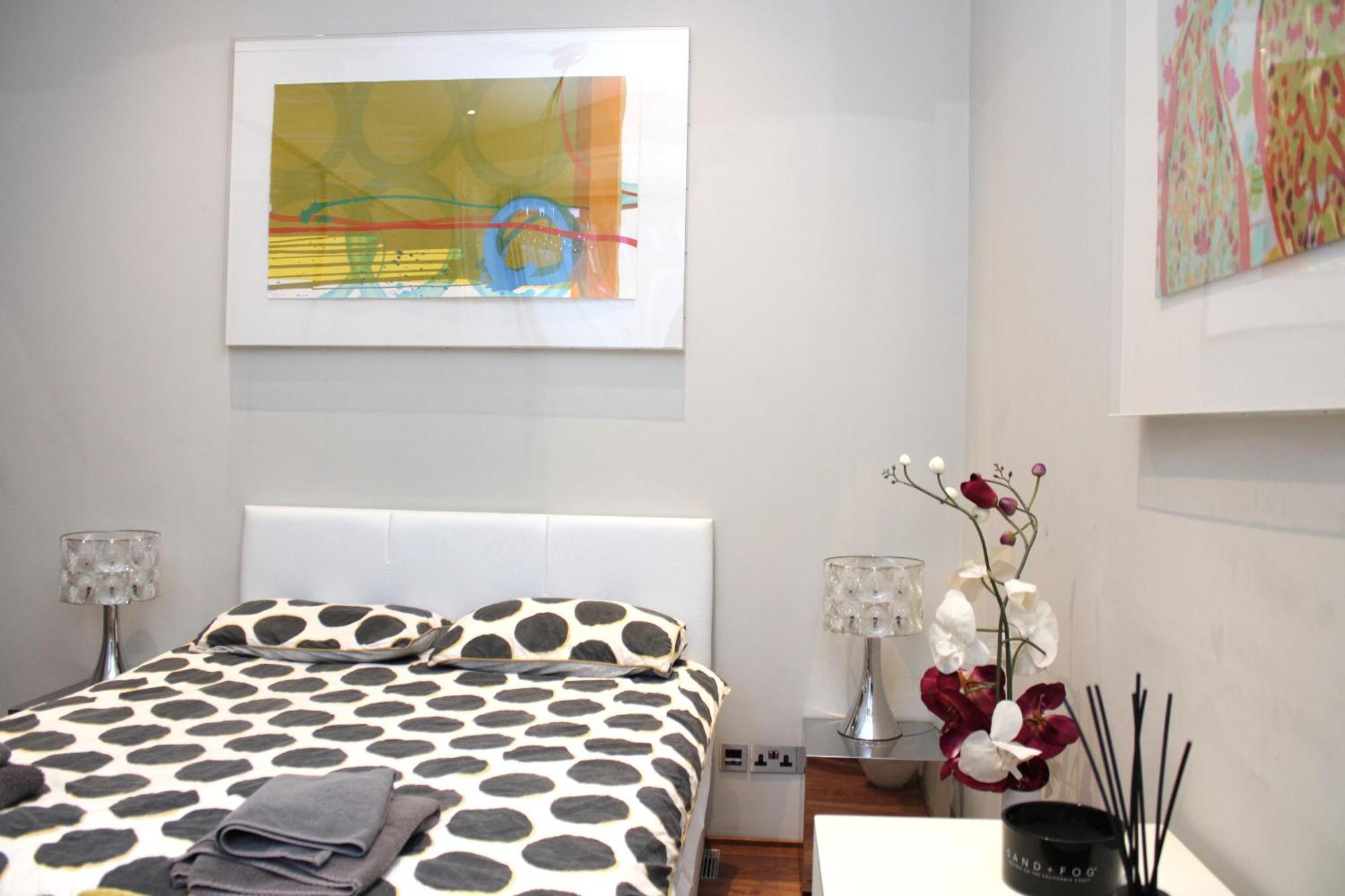 Modernized South Kensington Apartments ロンドン エクステリア 写真
