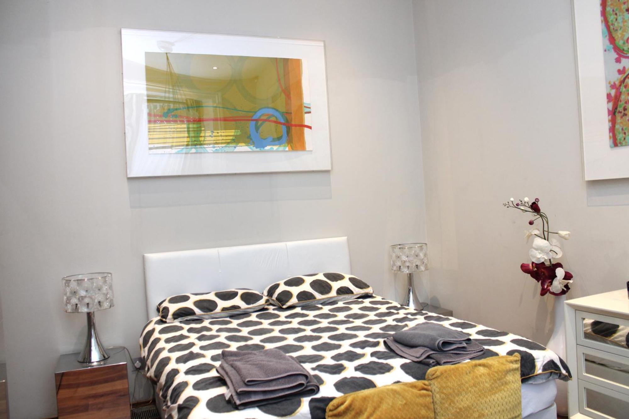 Modernized South Kensington Apartments ロンドン エクステリア 写真
